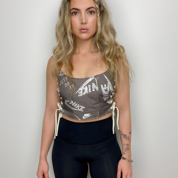 THE PAZ TANK - Picture 2 of 3